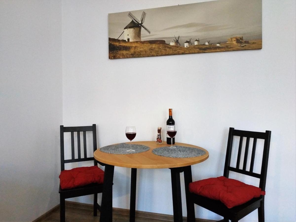 Theapartments Radwanska Łódź Esterno foto